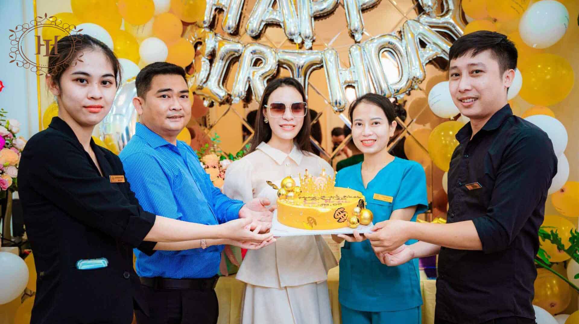 Sinh nhật 10 năm của Thẩm Mỹ Lê Hoài