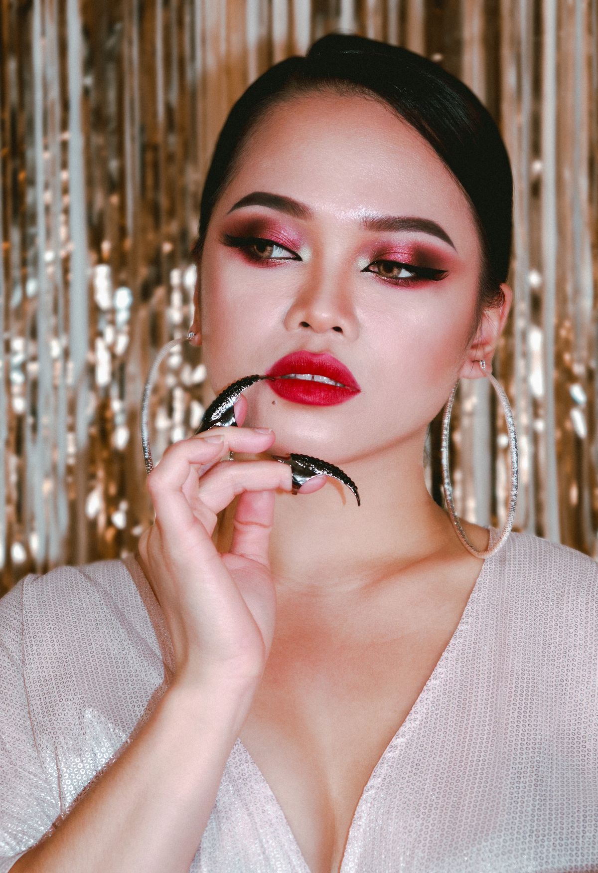Phun môi và xăm môi khác nhau thế nào? So sánh